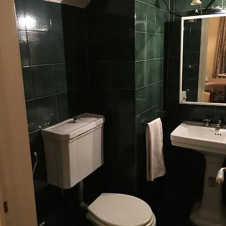 Room In Apartment - Camera Con Bagno Privato A Bologna In Pieno Centro * Bolonya